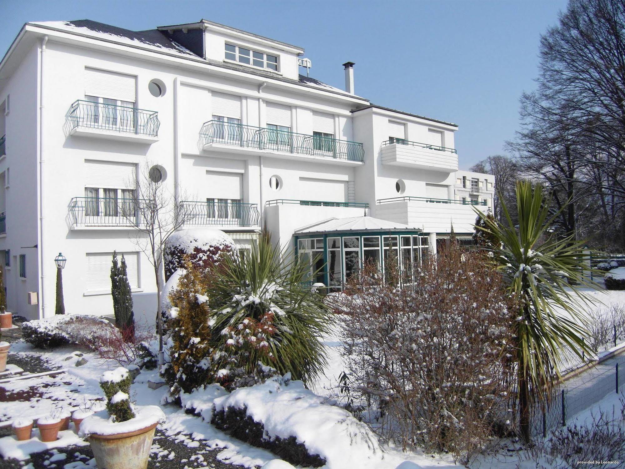 Logis Hotel Le Miramont Argelès-Gazost Buitenkant foto