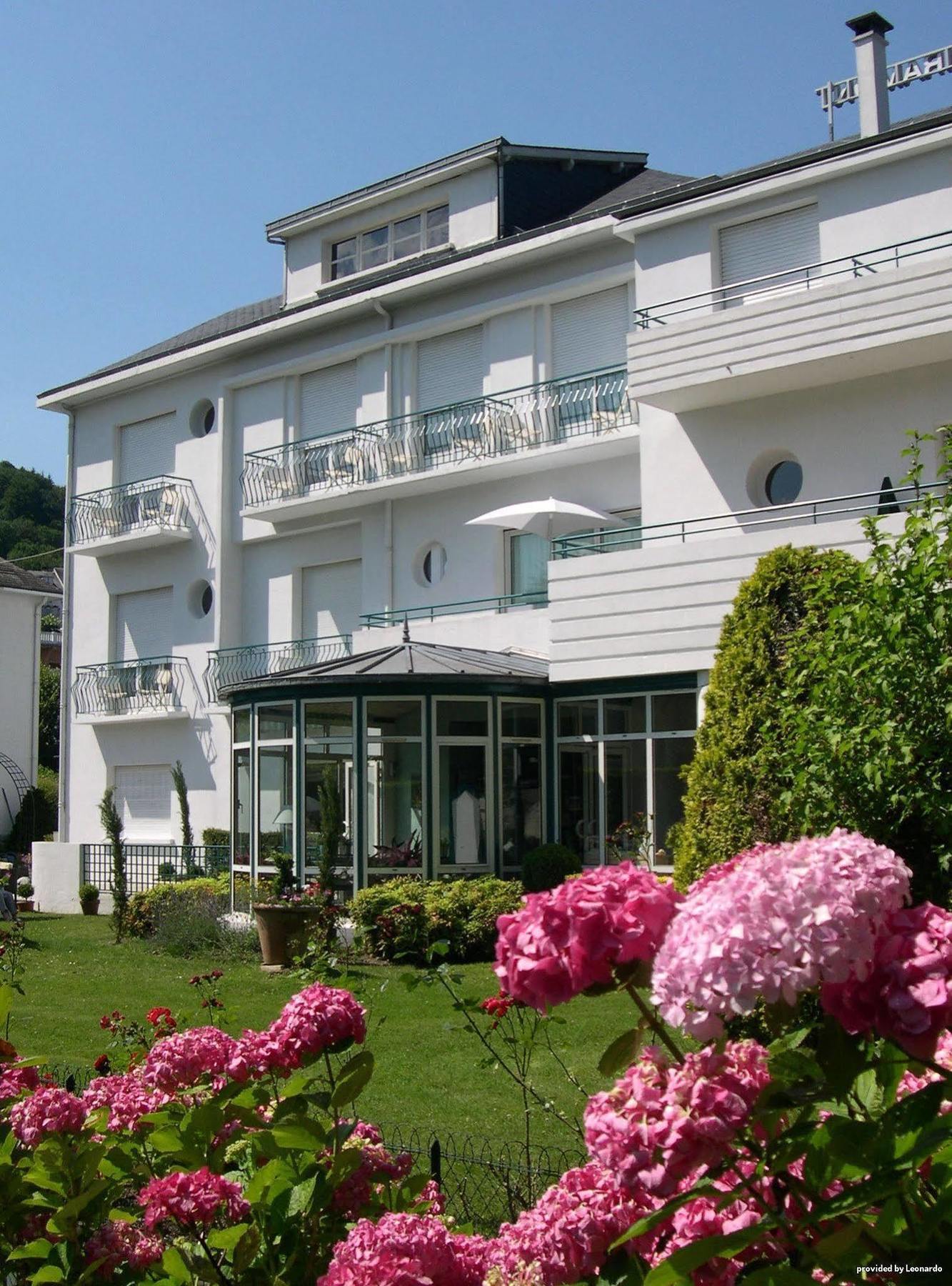 Logis Hotel Le Miramont Argelès-Gazost Buitenkant foto